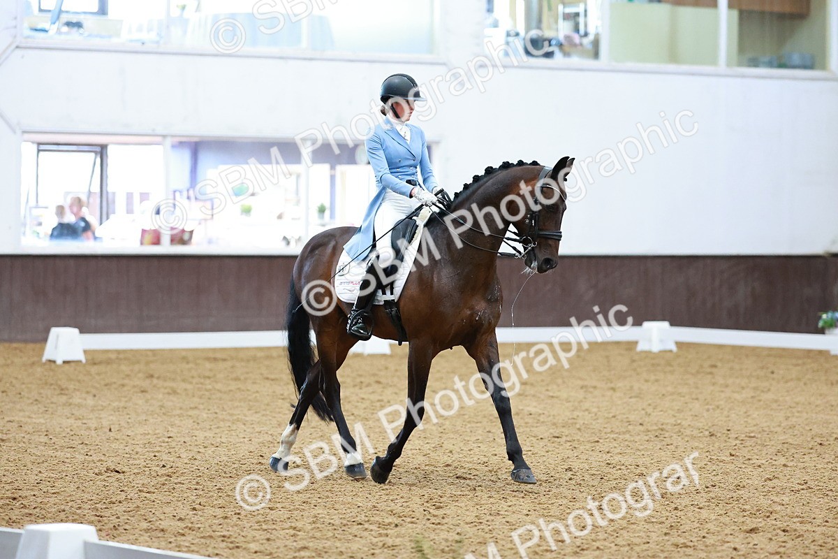 SBM_007924 - Class 9 - FEI INT II - 16.54.17.57