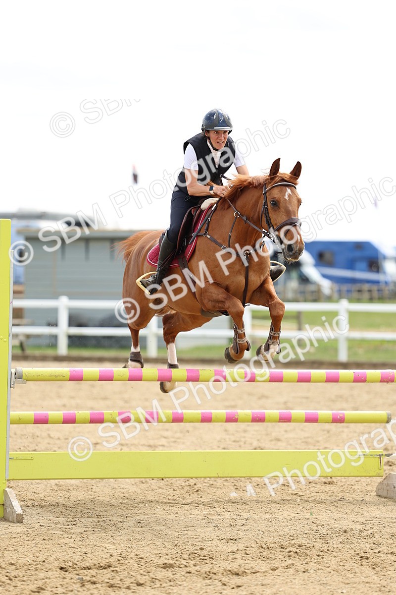 SBM_005386 - Class 18 - Senior 1.05m Open