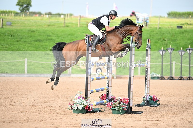 240801A-165325-02707 - Cls 6 National 1.40m Open