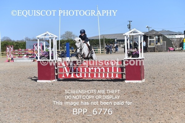 BPP_6776 - CLASS 14 SUN Springboard 128cm/ 138cm Restricted Handicap