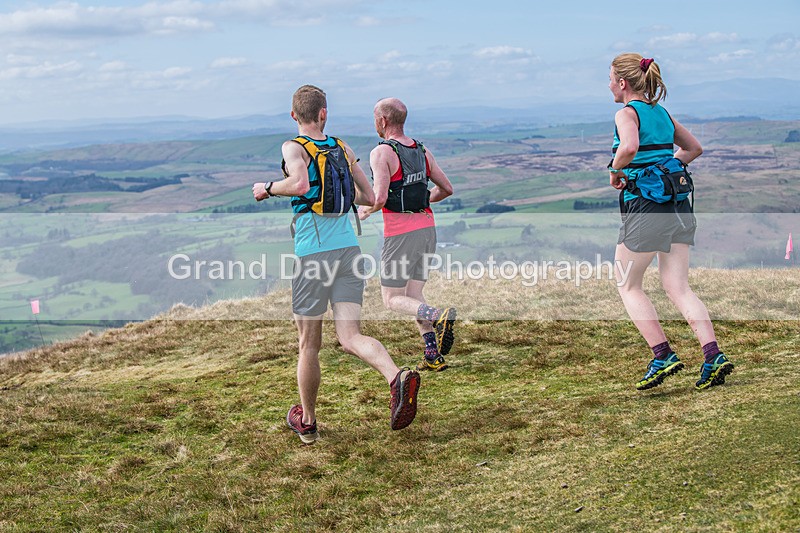 Arant haw-218 - Kendal Winter League Arant Haw Fell Races Sunday 2nd April 2023