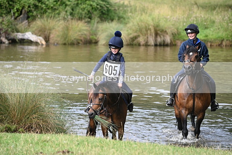 WJ7_1101 - Time at Water 10:09 to 10:47
