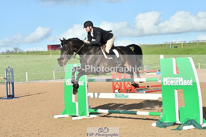 240306A-155700-02295 - Cls 5 Foxhunter and 1.20m Open