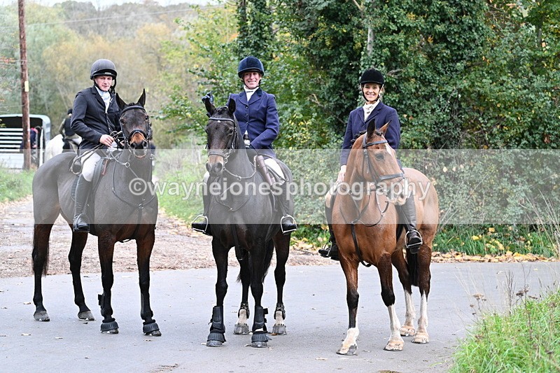 WJ7_7420 - Walk Home..