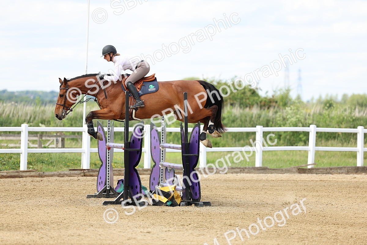 SBM_005900 - Class 19 - Senior Newcomers - 1.10m