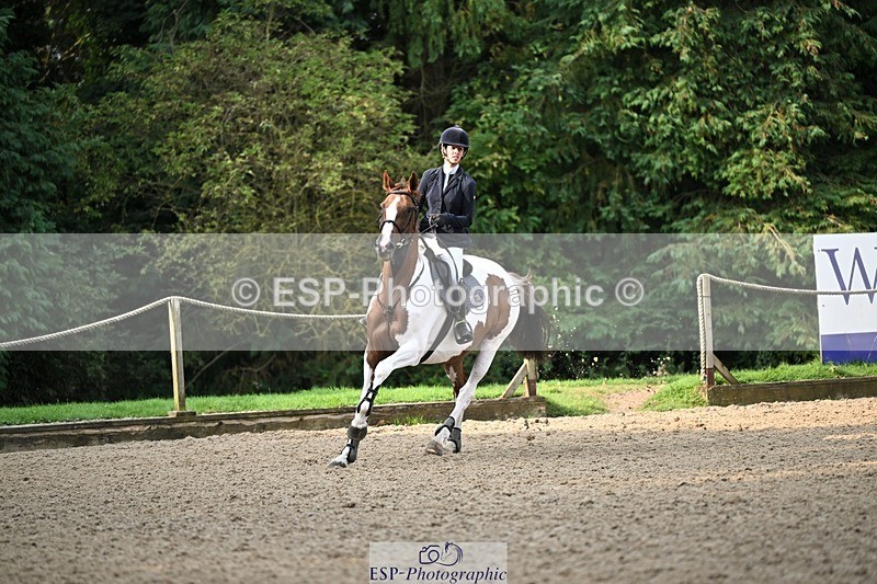 240818-091637-03355 - Cls 8A Snr British Novice