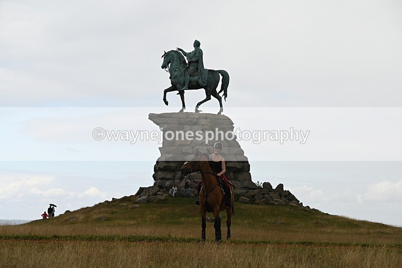 DSC_8354 - Time at Statue 13:52 to 14:33