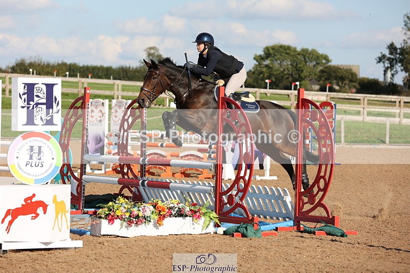 230915A-162149-03134 - Cls 6 Snr 1.05m Derby