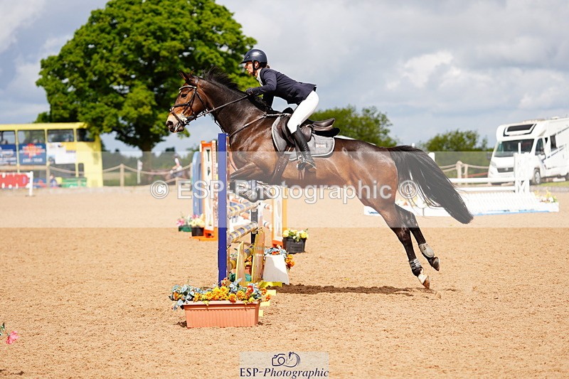 240526A-110058-07699 - Cls 26 Chard Equ 1.05m and 1.10m Grand Prix