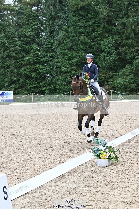 240811-132429-05957 - Medium Silver