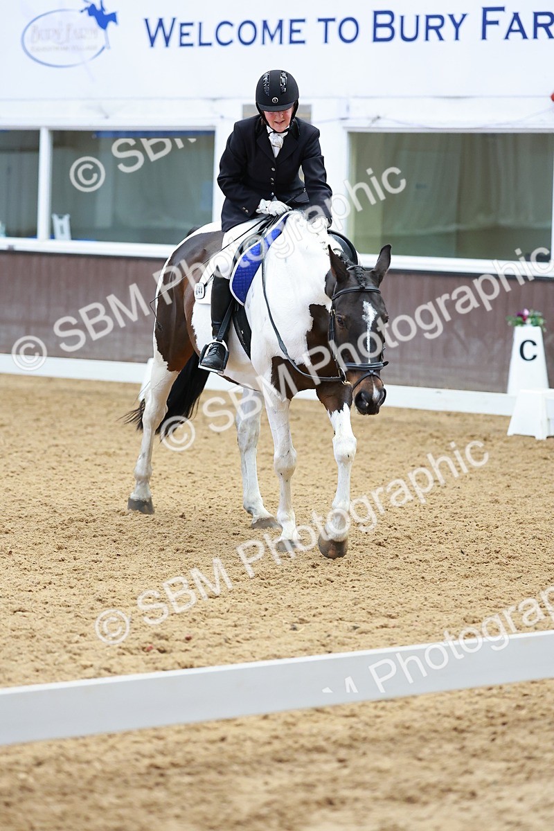SBM_003574 - Class 15-16-18 - Novice 3-Elementary 1-PYO