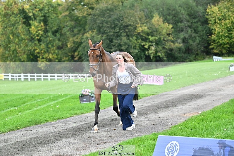 251022A-160819-00715 - A-010-Claire.Stallard-Penoyre