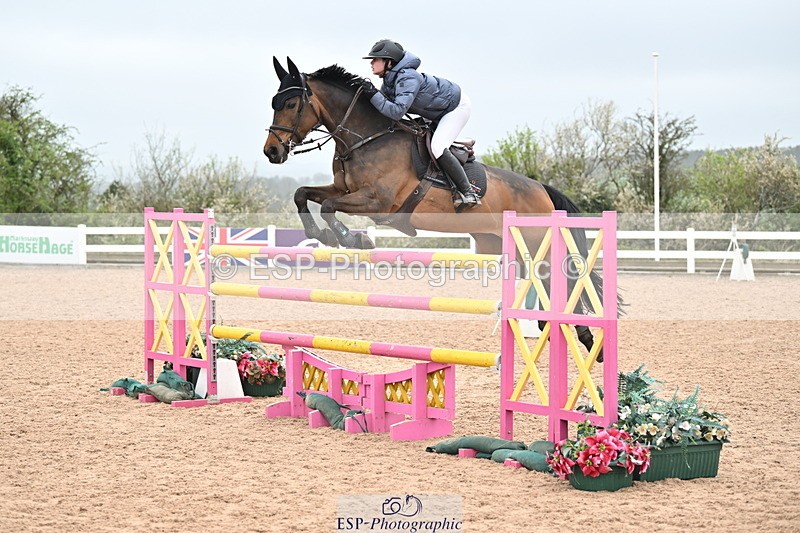 240406A-155200-04260 - Cls 17 National 1.30m Open