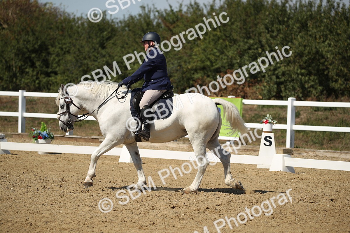 SBM_005808 - Class 11 - Novice 5 - 13.19-14.22