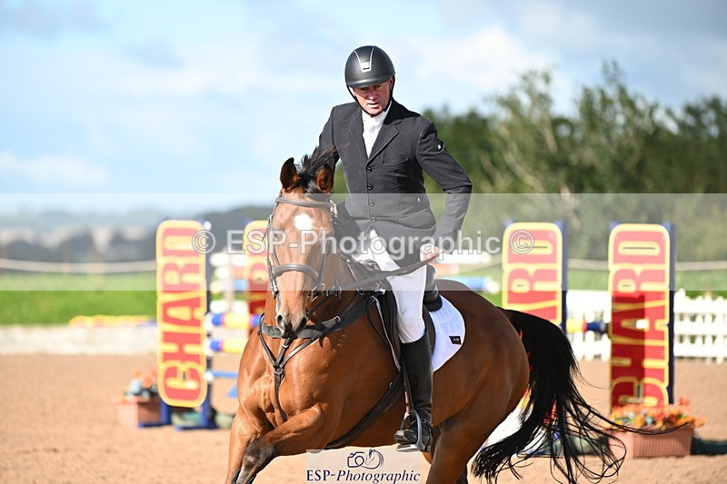 240912A-095144-00268 - Cls 1 Snr 1.05m & 1.10m Open