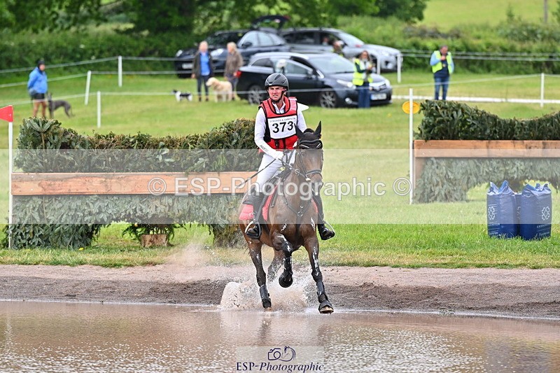 250524A-131859-10852 - B-373-Ben.Lee.Liles-FINCH.FANCY