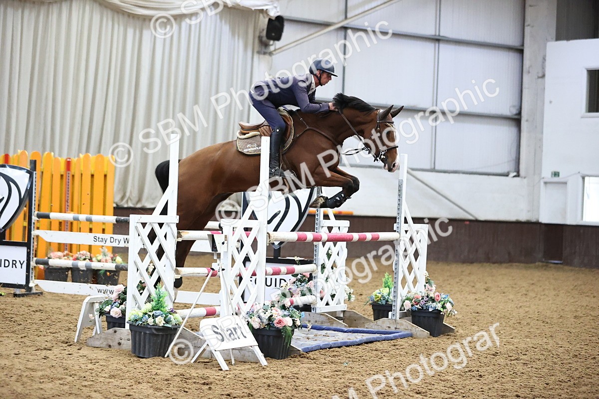 SBM_003564 - Class 11 - Senior Newcomers 1.10m