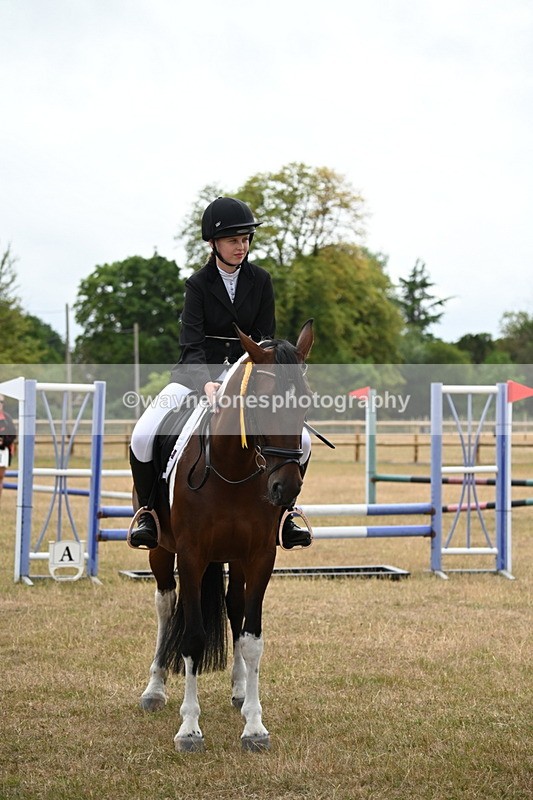 WJ6_0995 - Class 14 Intermediate Jumping 75cm