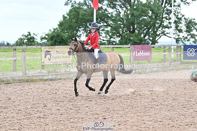 240628A-163100-01490 - Cls 5 Stepping Stones 128cm + 138cm