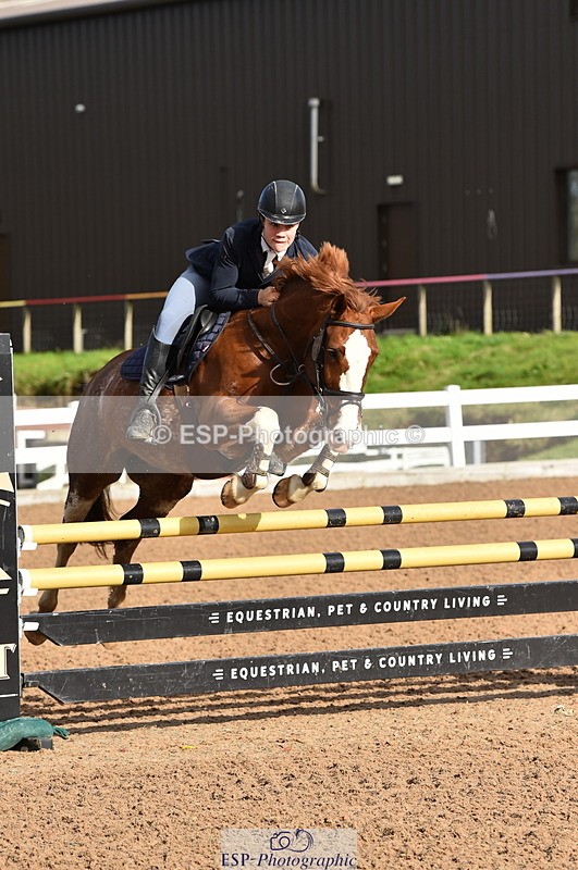 231029A-114402-03107 - Pony Newcomers & 1m Open