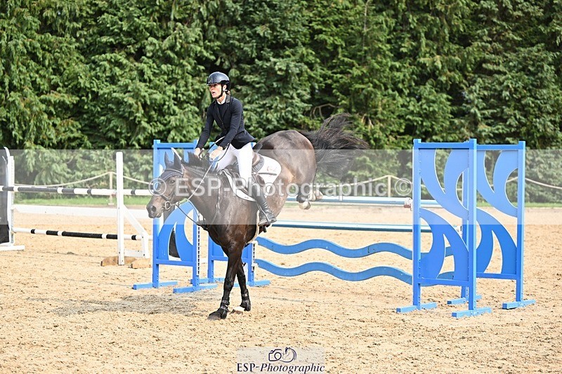 240818-153020-05237 - Cls 12A Snr Foxhunter & 1.20m Open
