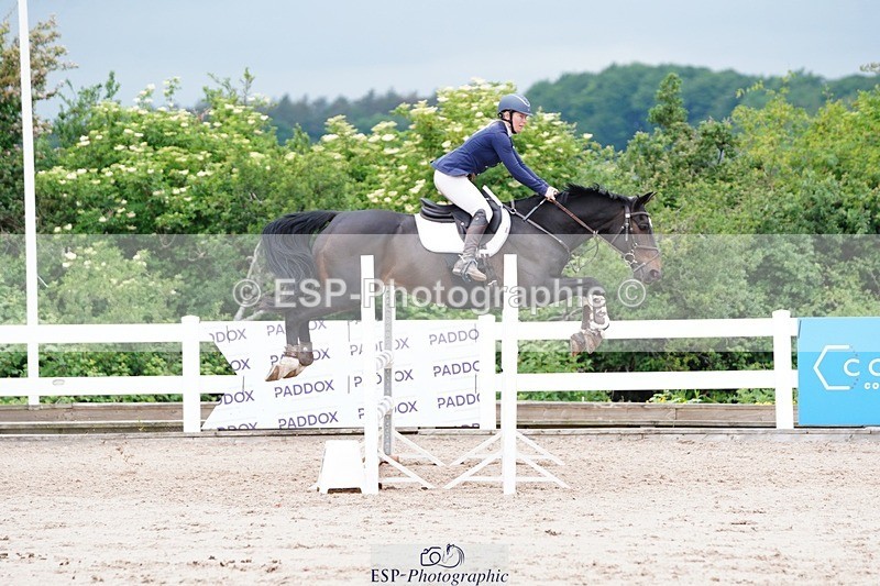 250524-120426-06514 - Cls 21 A&B Snr Disco & 1.00m Open