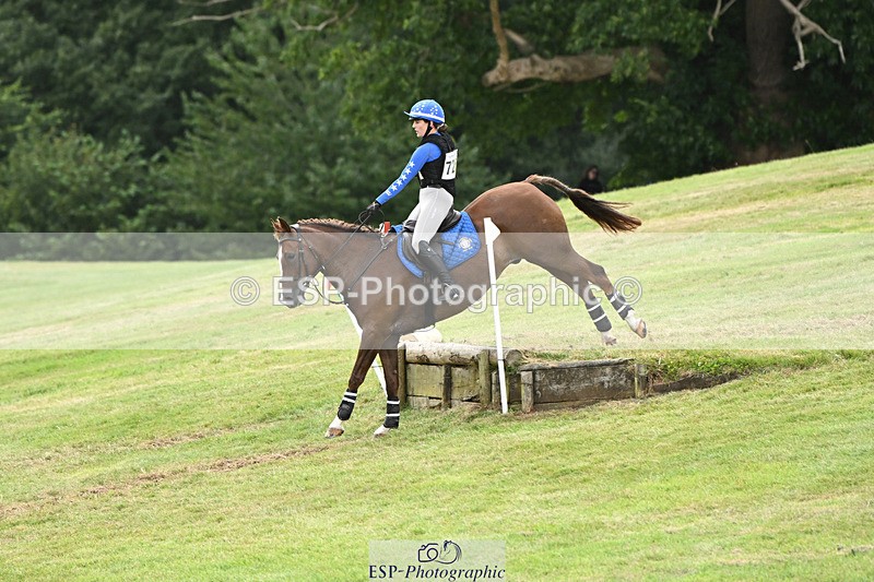 240825X-164933-37367 - 80cm XC 16.30 to 17.30