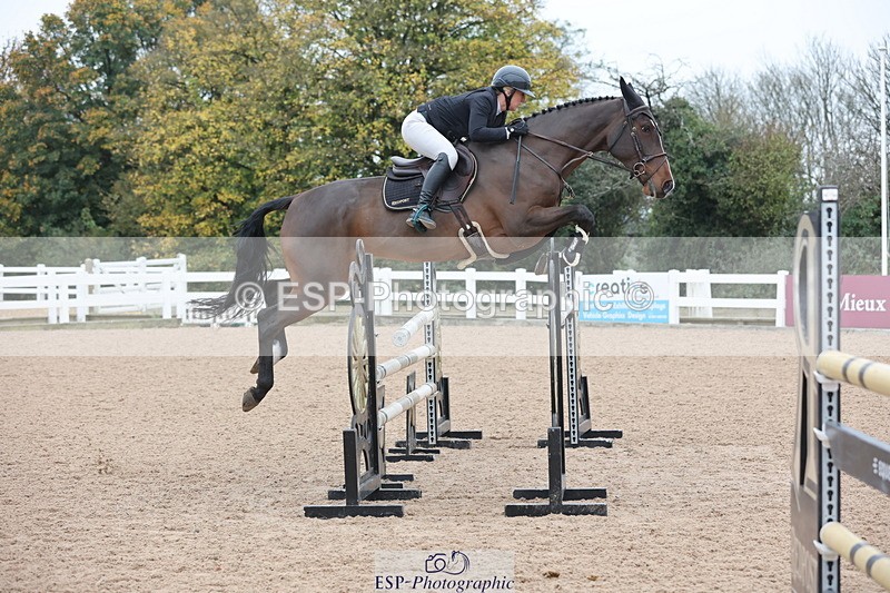 241101A-114903-01511 - FRI Cls 5 Newcomers and 1.10m Open