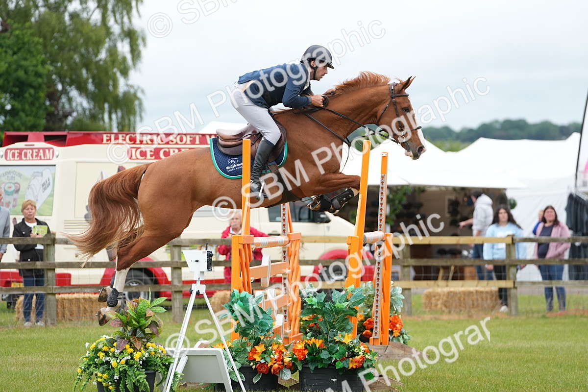 SBM_01933 - Class 200 - Martin Grant Homes Stakes 1.25m Open