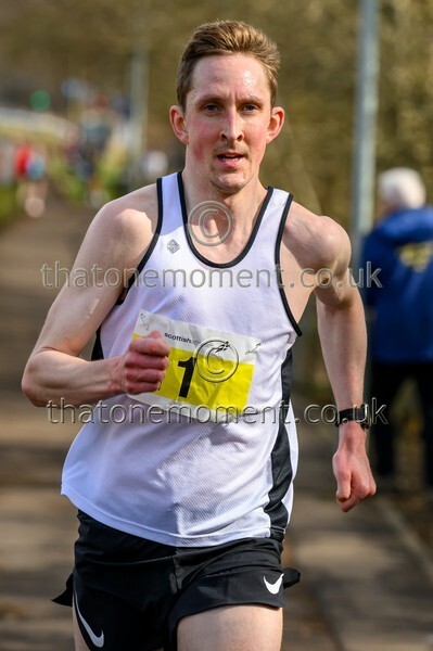 Livirelays25-915424 - Male Set Three