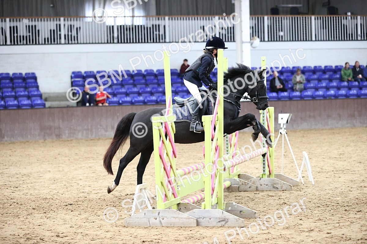 SBM_001624 - Class 5 - Henlow Veterinary Hospital 70cm