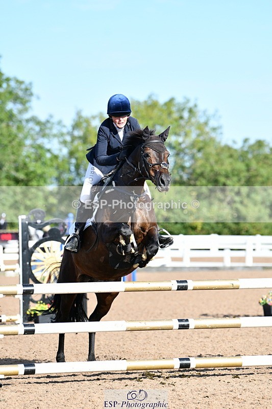 240913A-095712-03062 - Cls 20 Snr British Novice and 90cm Open