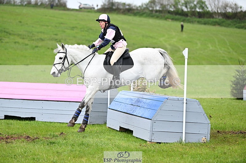 250419-124156-10429 - 419-Susanna.Morris-BREEOGUE.BREEZE