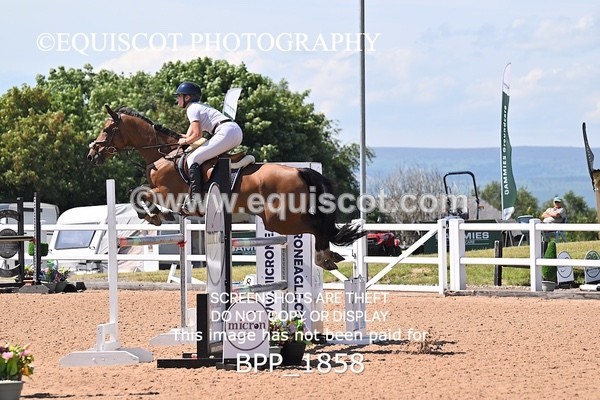 BPP_1858 - THU CLASS 3 Scottish Branch North West Junior Championship **Viewing/Selection class for 148 teams**
