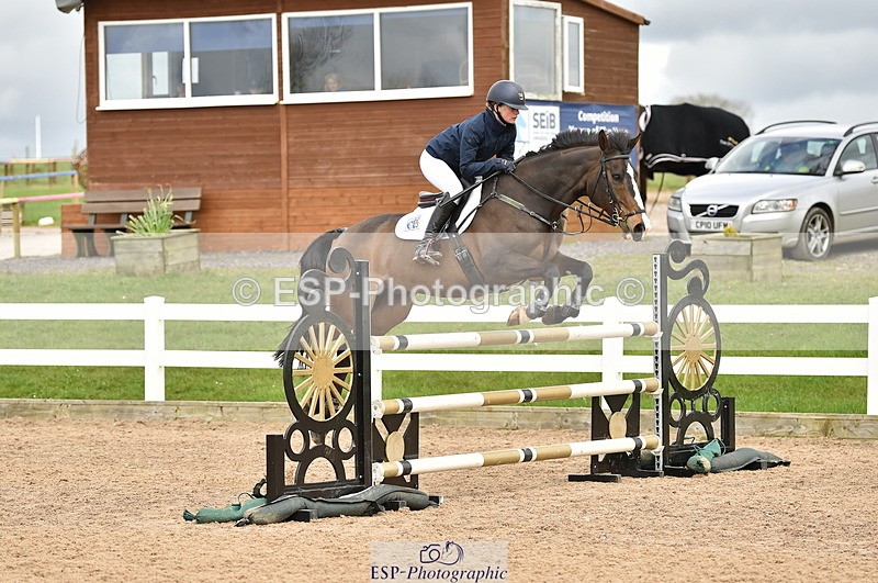 240403A-143350-00847 - Cls 4 Newcomers and 1.10m Open