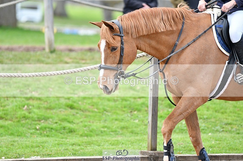 240324-125300-02703 - Cls 9 Snr 1.05m Open