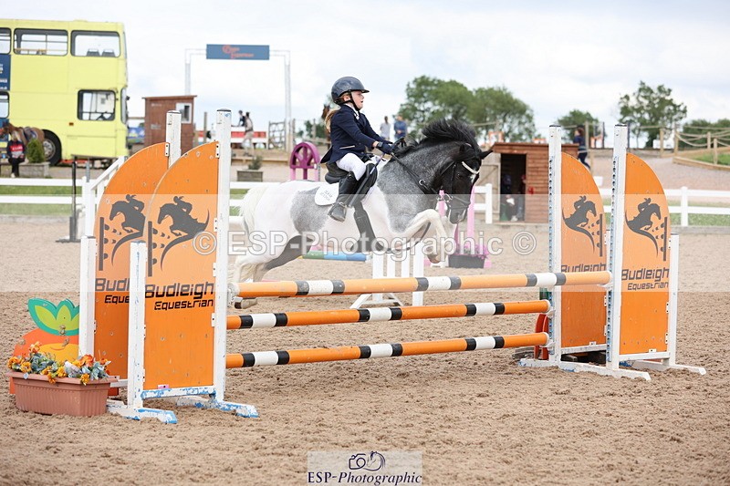 240630A-175456-16214 - Cls 28 Stepping Stones 128cm + 138cm