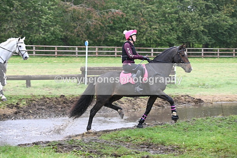 WJ6_9034 - Time at Photographer 14:46 to 14:57