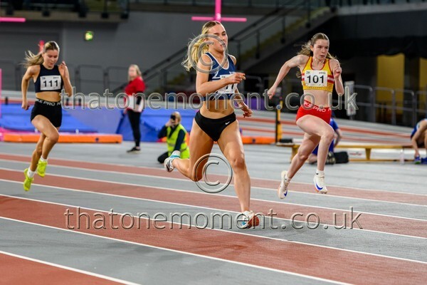 AgeInd25SAT-917849 - Track Female Set One