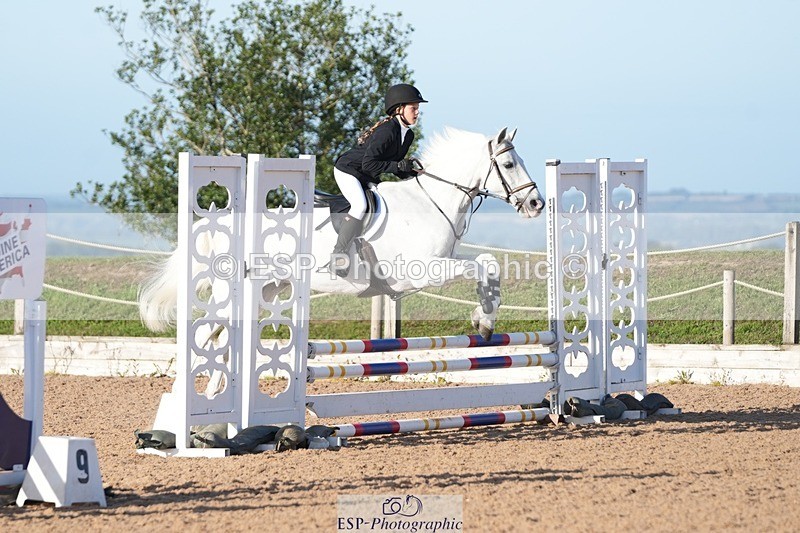260926-090951-00029 - Cls 1&2 Pony Intro 70 - 11Yrs & Under