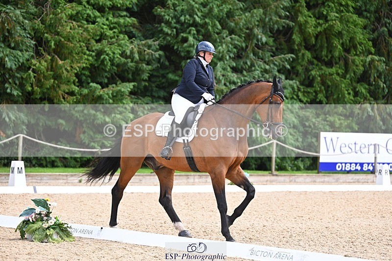 240809-143843-01409 - 197-Katherine.Carne-Calcourt.Romancier