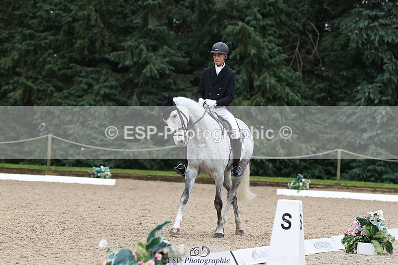 241024-155454-04938 - 236-Musa.Hussain-LIQUID.LUCK