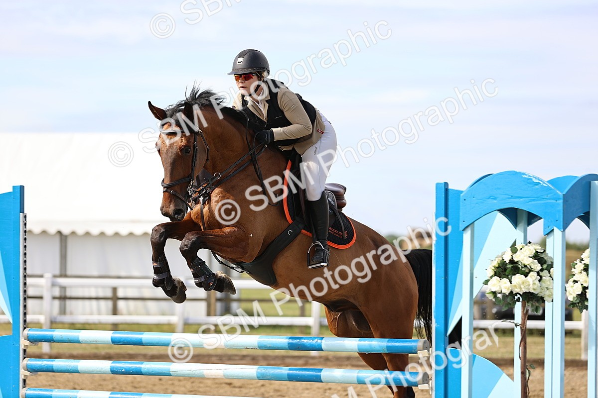 SBM_009303 - Class 7 - Senior Discovery - 1.00m Open