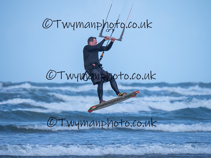 P5251918 - Westward Ho Kiters & Windsurfers 25/5