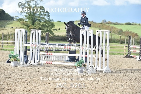 JAC_6261 - CLASS 9 SAT Pony Foxhunter/ 1.10m Open