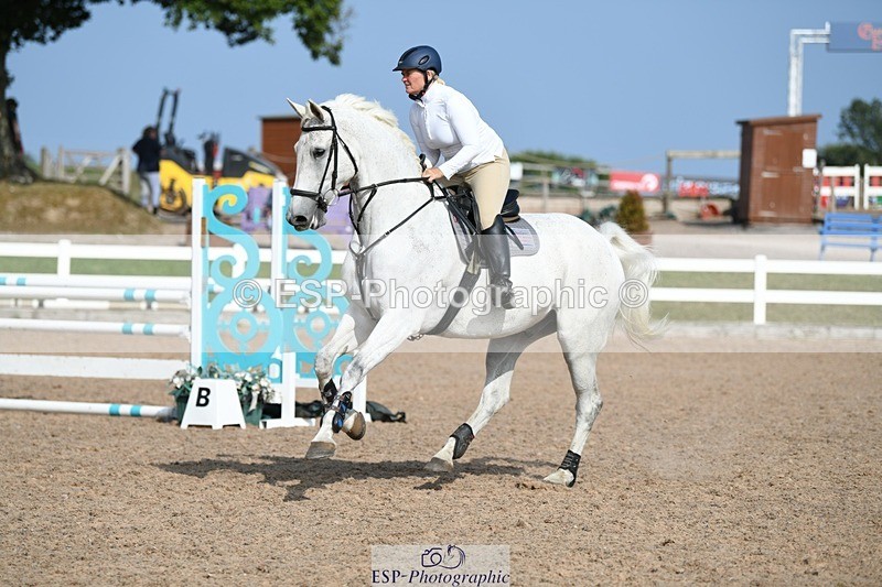 250725-170335-04076 - Cls 10 1.05m Amateur Quali