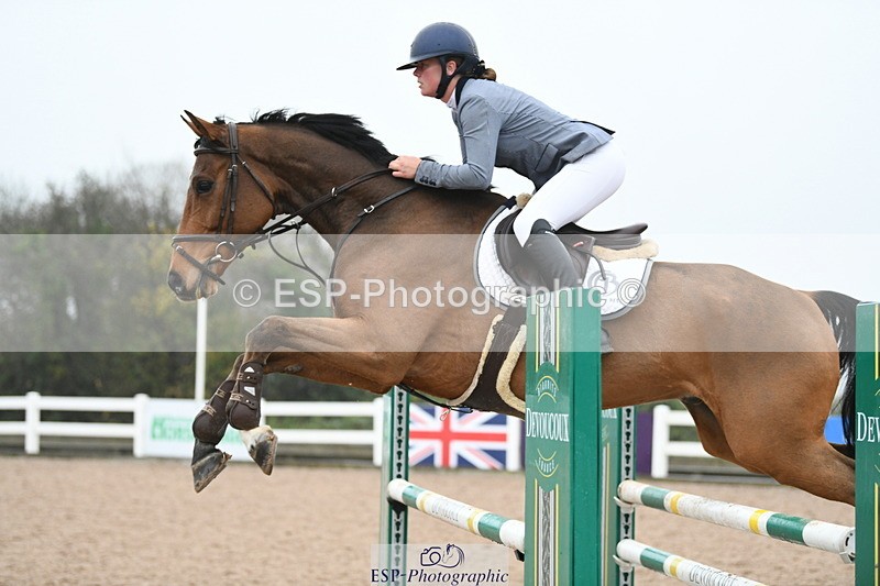 241103A-112532-07790 - SUN Cls 21 Snr Newcomers and 1.10m Open