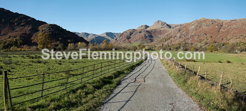 L1040012-Pano - Blea Tarn climb