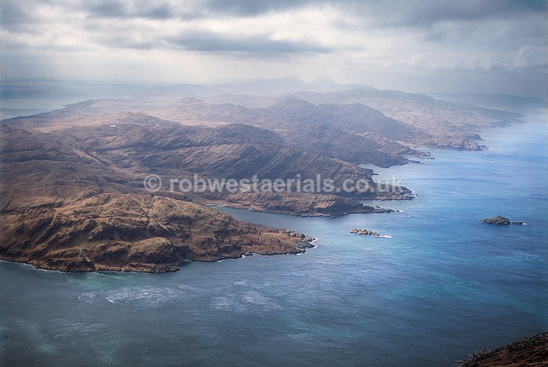 A00720GX2 Gulf of Corryvreckan and Jura in 2017 - West and south coastlines