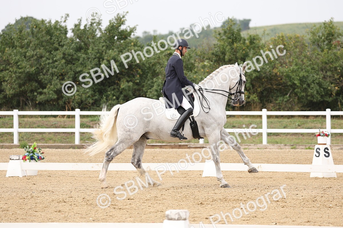 SBM_008187 - Class 10 - FEI INT I - 16.10-16.50